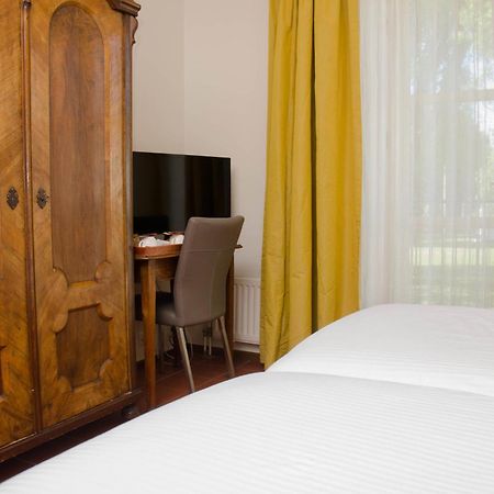 Hotel Graaf Bernstorff Schiermonnikoog Quarto foto