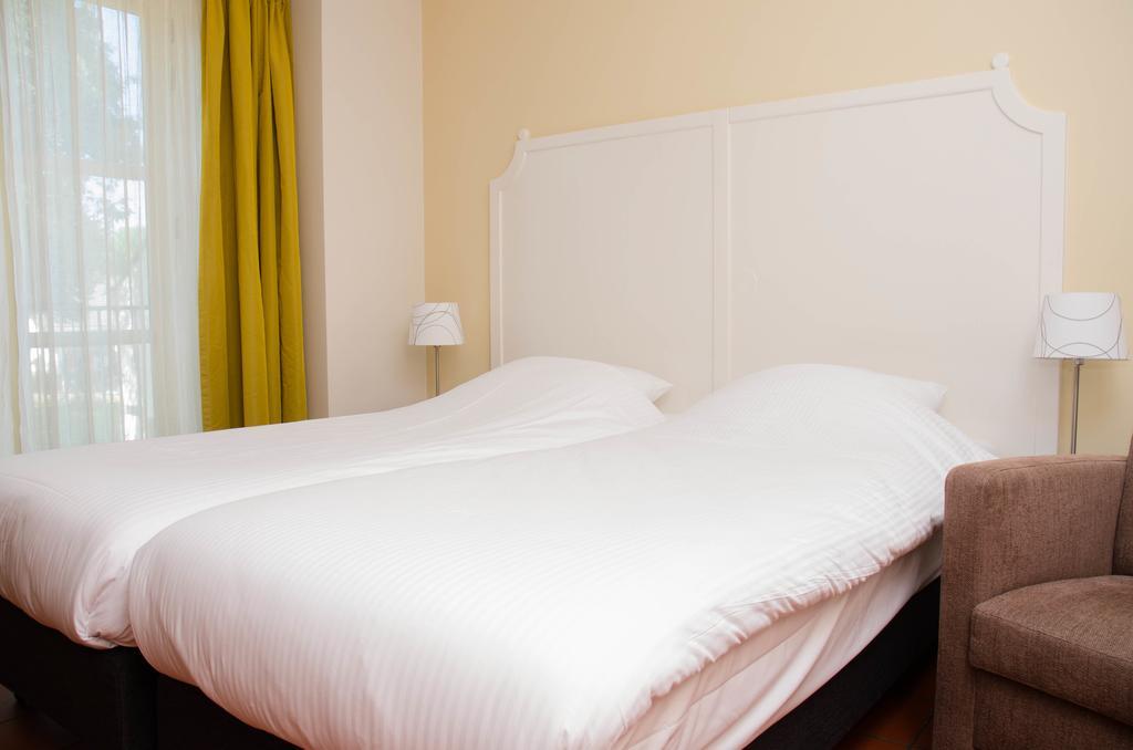Hotel Graaf Bernstorff Schiermonnikoog Quarto foto