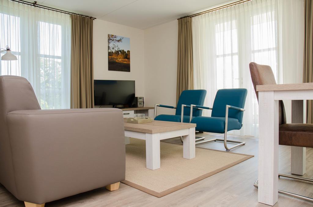 Hotel Graaf Bernstorff Schiermonnikoog Quarto foto