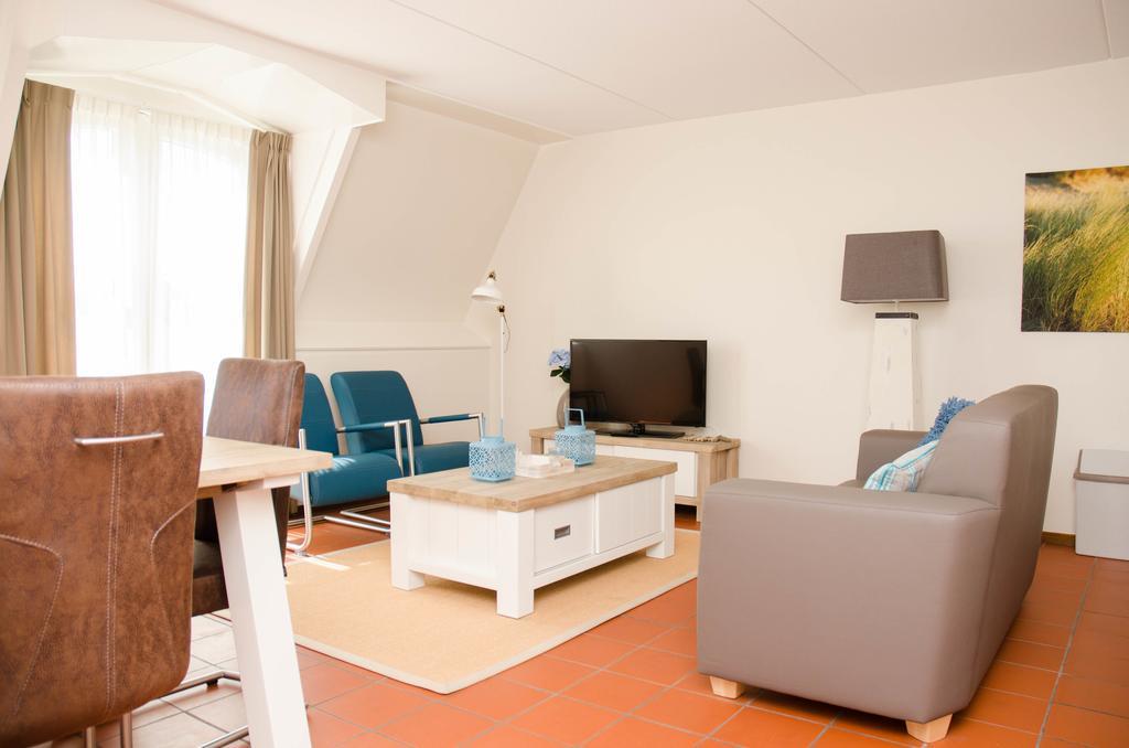 Hotel Graaf Bernstorff Schiermonnikoog Quarto foto