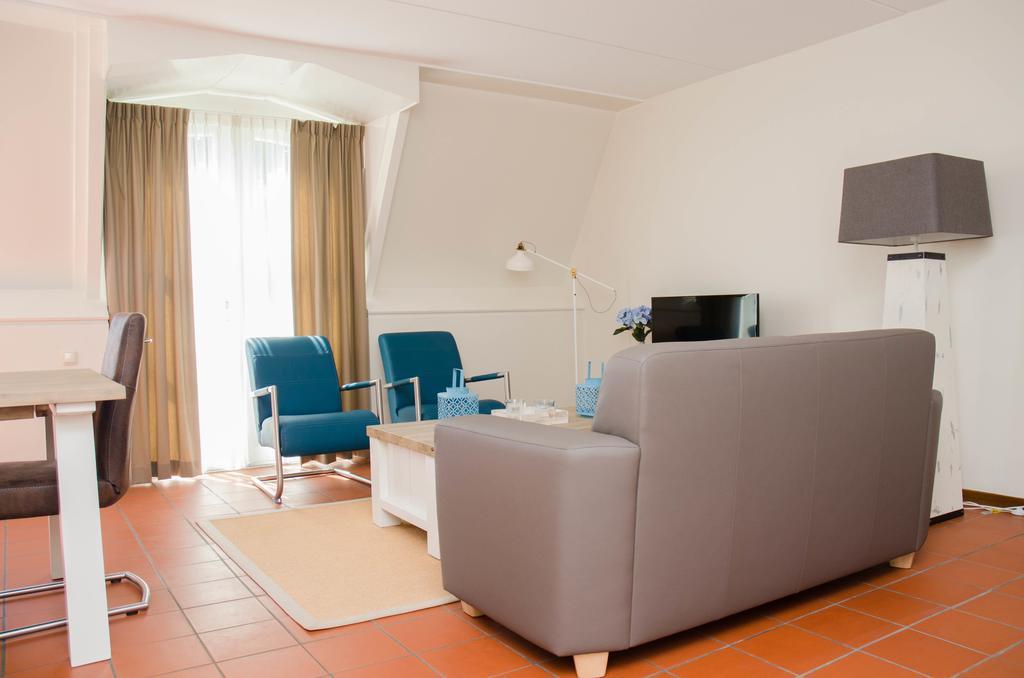 Hotel Graaf Bernstorff Schiermonnikoog Quarto foto