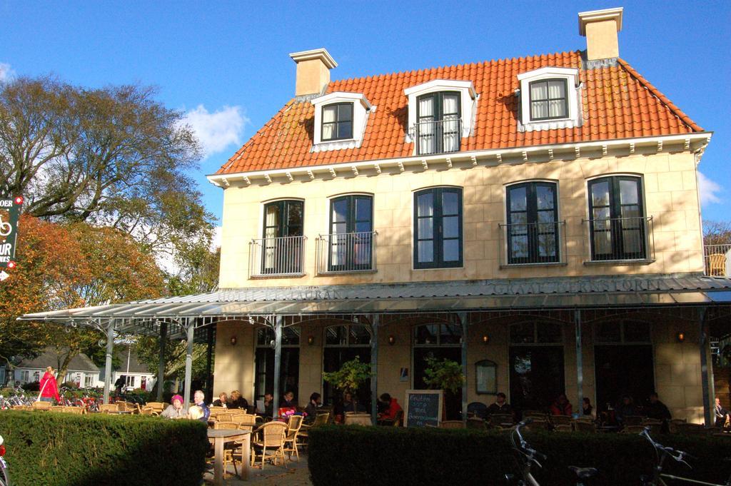 Hotel Graaf Bernstorff Schiermonnikoog Exterior foto